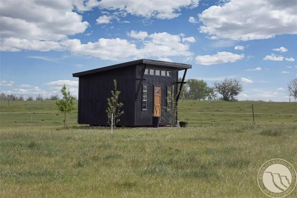 5905 Larimer Lane Billings MT 59105
