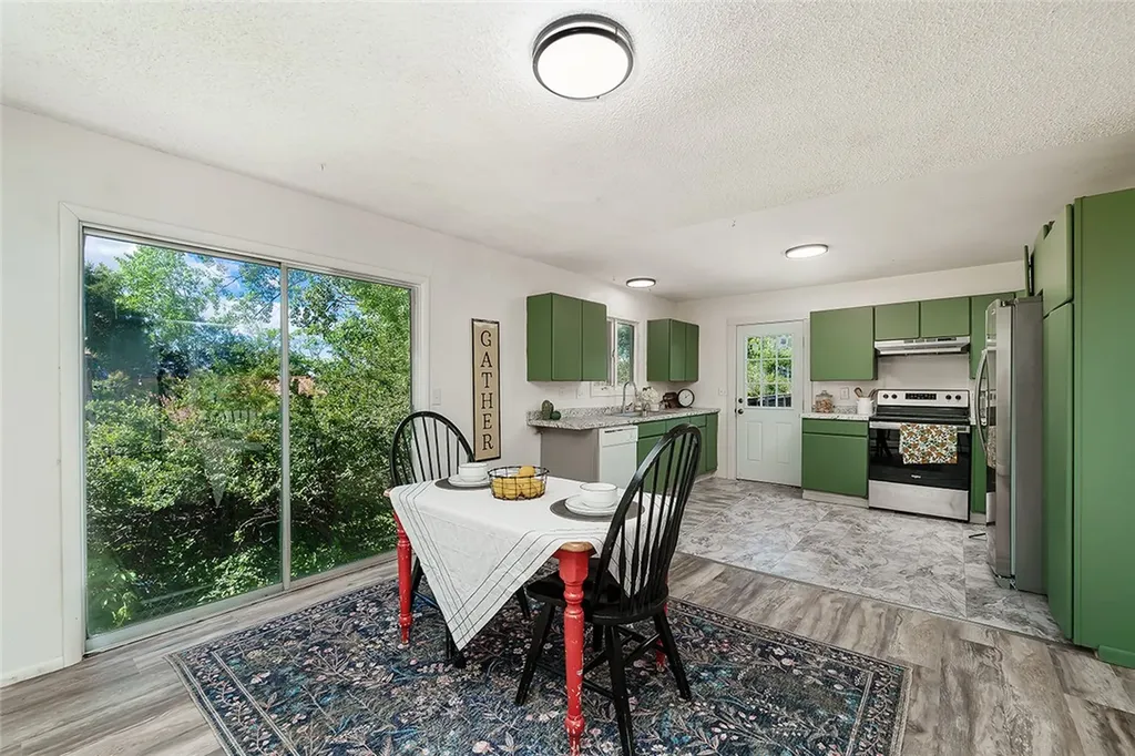 702 W Maryland Lane Laurel MT 59044