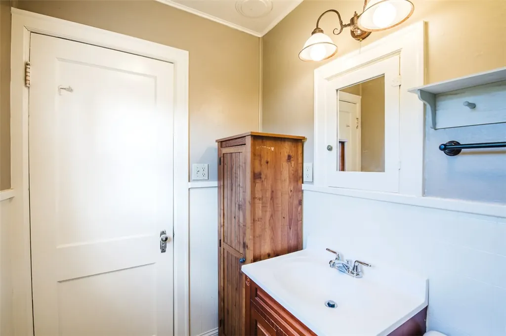 317 S Adams Avenue Red Lodge MT 59068