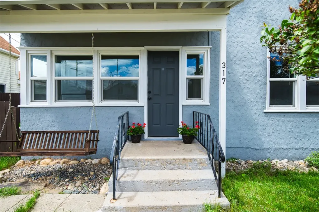 317 S Adams Avenue Red Lodge MT 59068