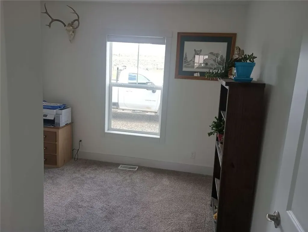 1387 Meeteetse Trail Belfry MT 59008