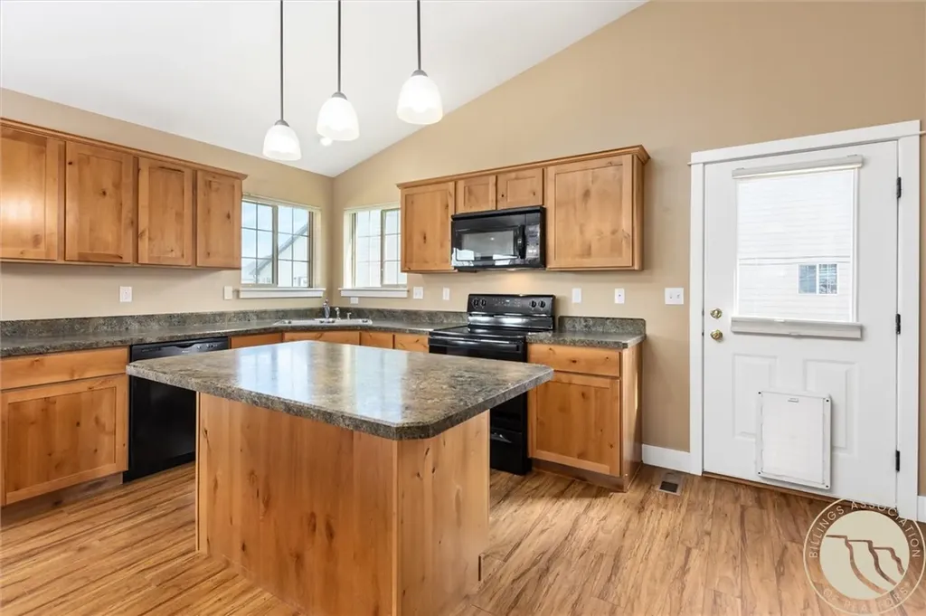 5816 Red Berry Trail Billings MT 59106