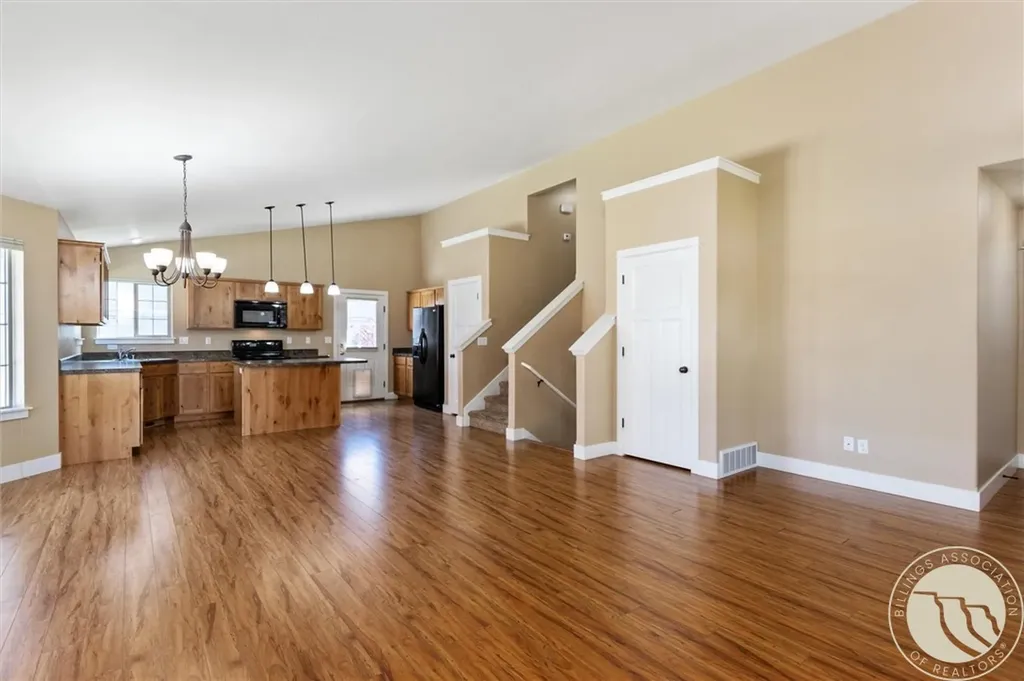 5816 Red Berry Trail Billings MT 59106
