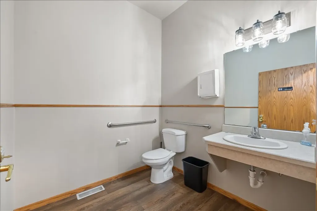 1540 Lake Elmo Drive Billings MT 59105