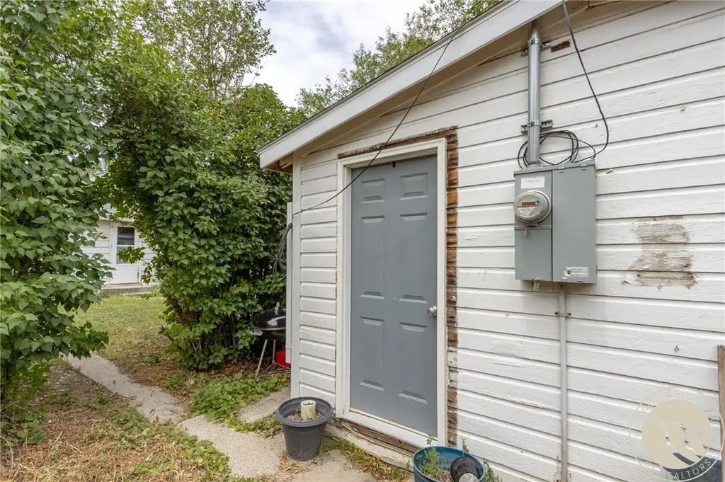 27 Monroe Street Billings MT 59101