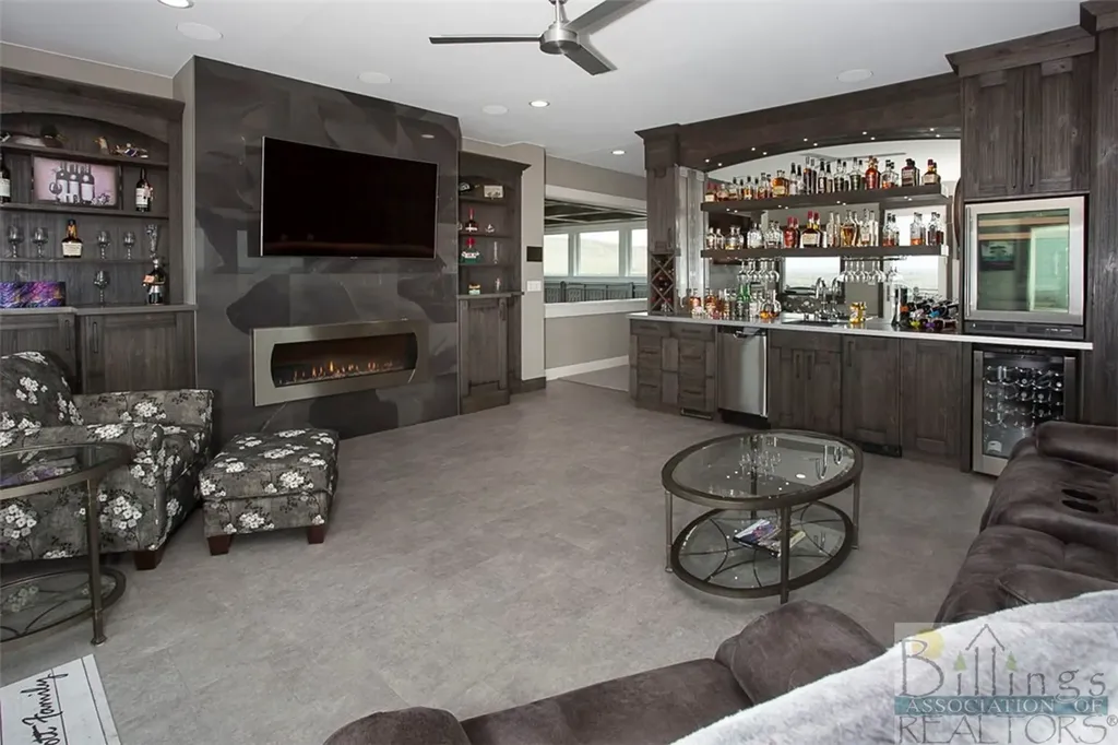2389 Clarks Point Drive Laurel MT 59044