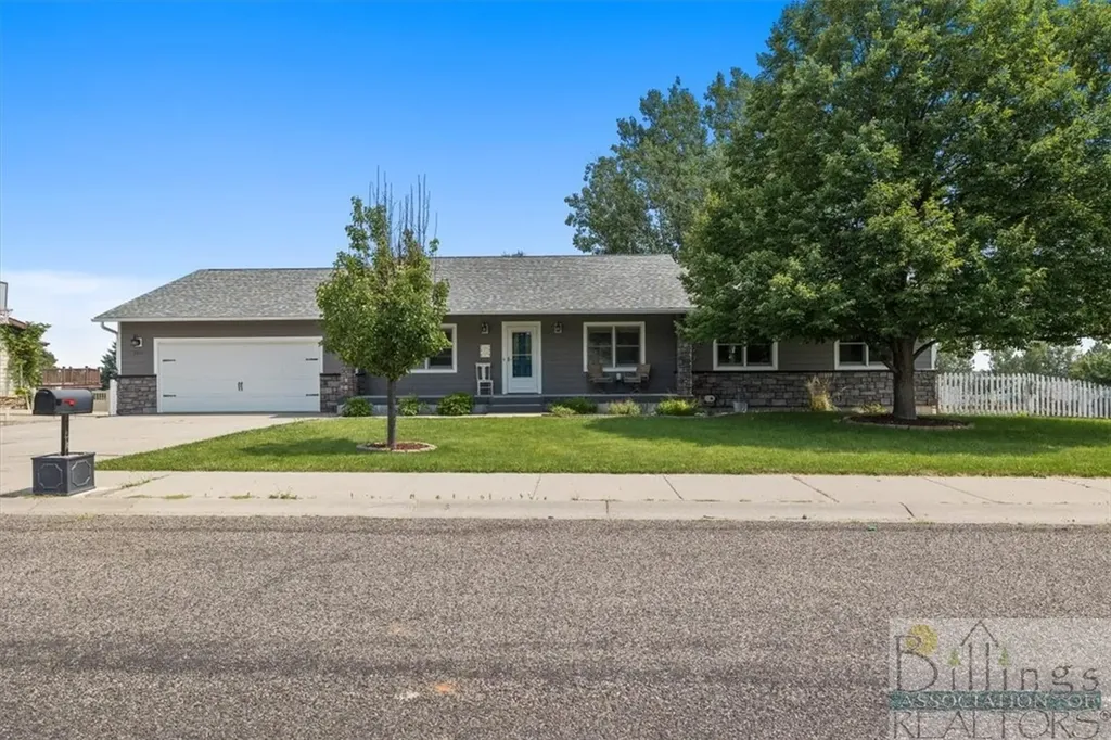 2041 Interlachen Drive Billings MT 59105