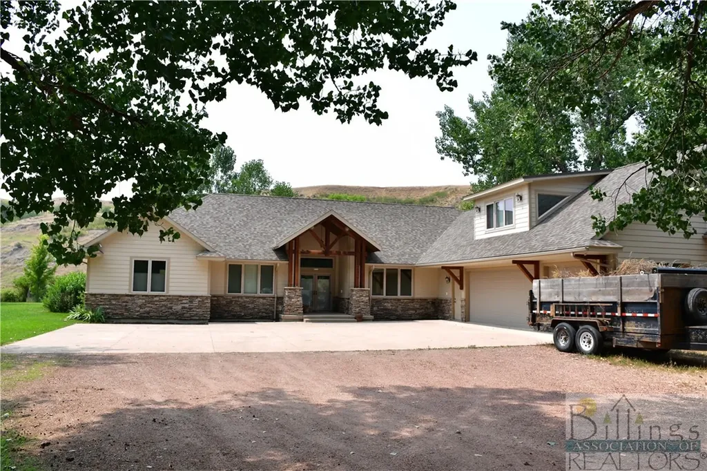 581 River Bend Road Fort Smith MT 59075