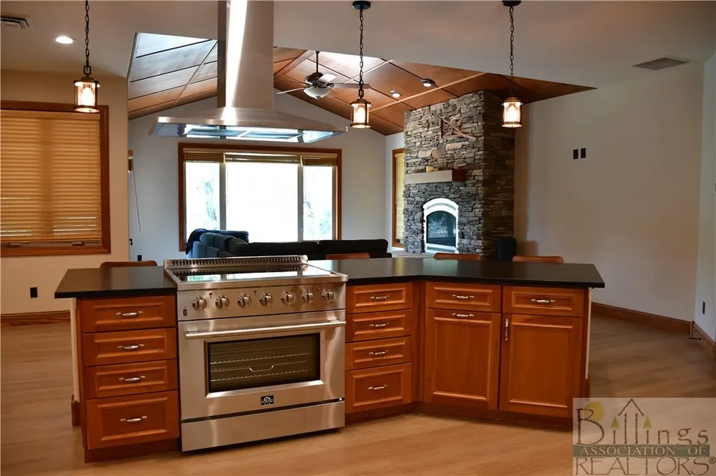 581 River Bend Road Fort Smith MT 59075