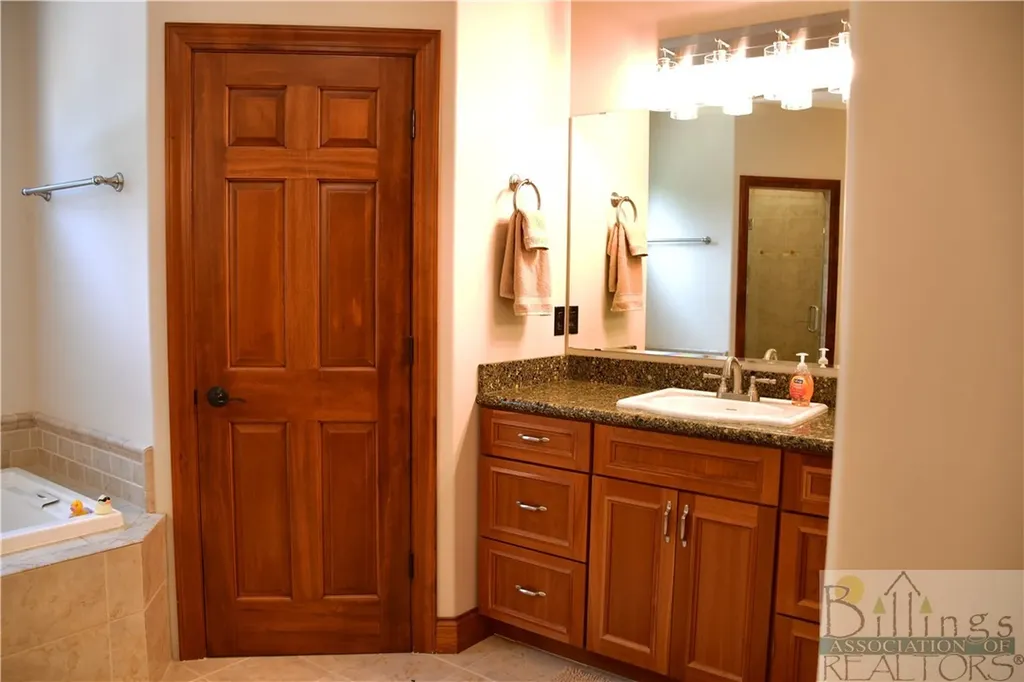 581 River Bend Road Fort Smith MT 59075