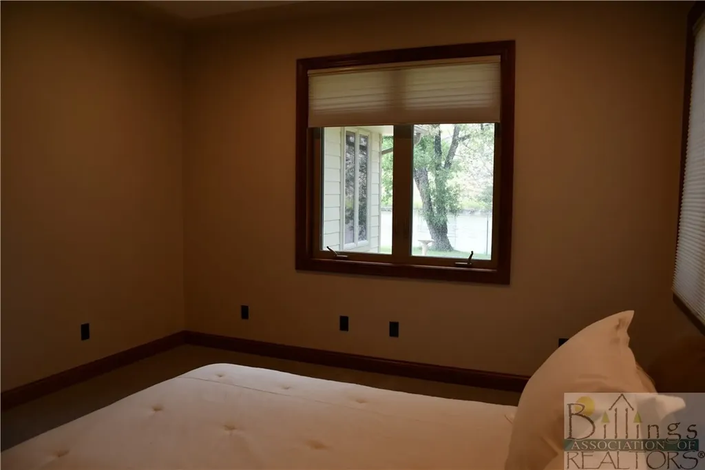 581 River Bend Road Fort Smith MT 59075