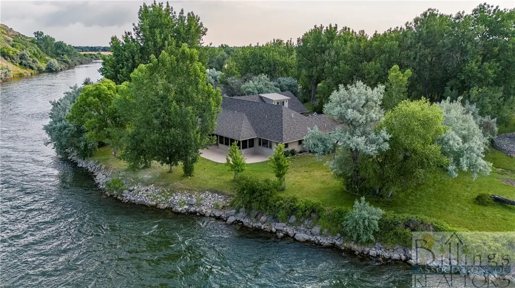 581 River Bend Road Fort Smith MT 59075