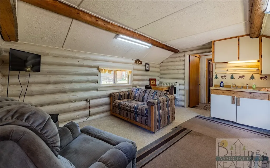 715 Us Highway 212 Cooke City MT 59020