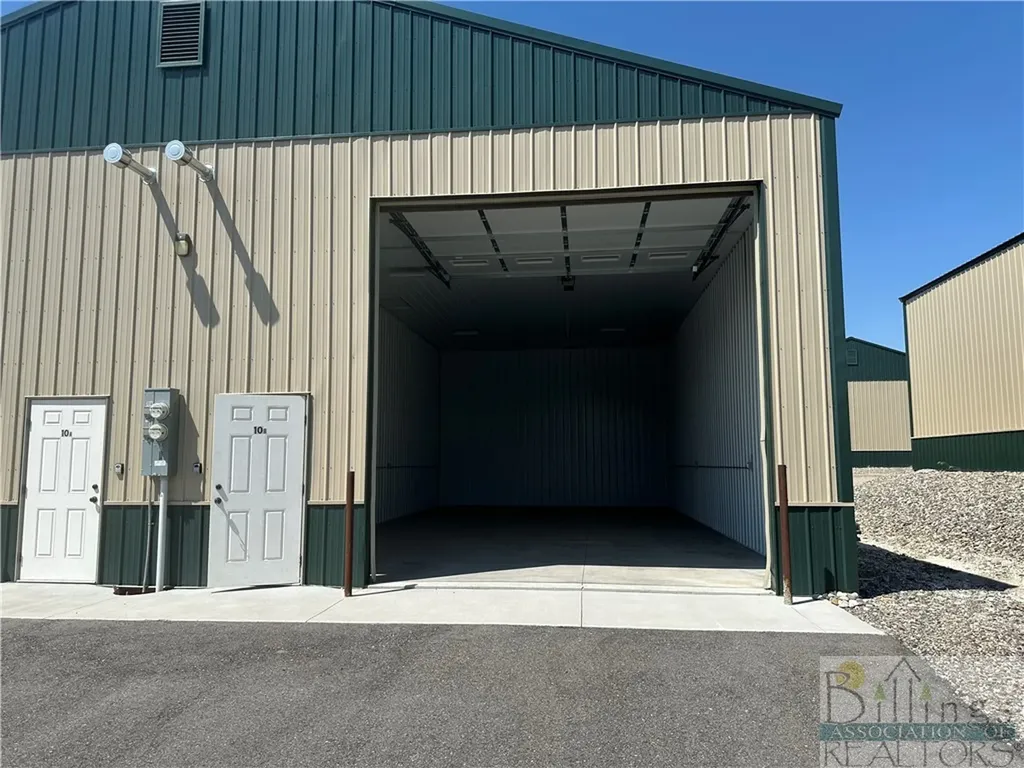 125 South 80 Th Street West, 10b Billings MT 59106