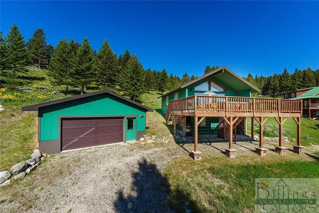 8 Forest Trail Nye MT 59061