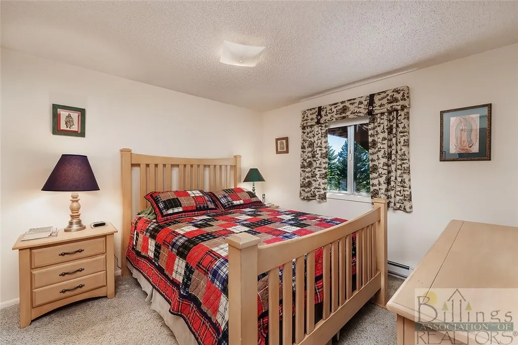 8 Forest Trail Nye MT 59061