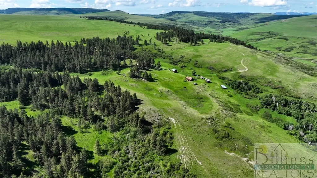 4228 4228 Fairview Road Lewistown MT 59457