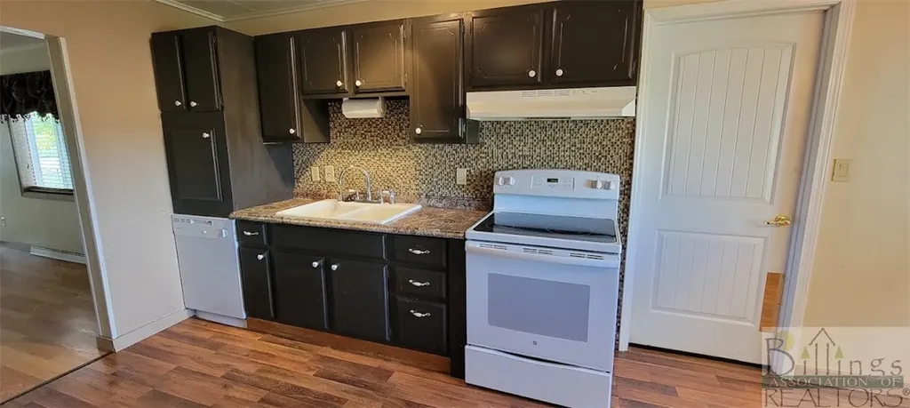 709 Dakota Avenue Baker MT 59313