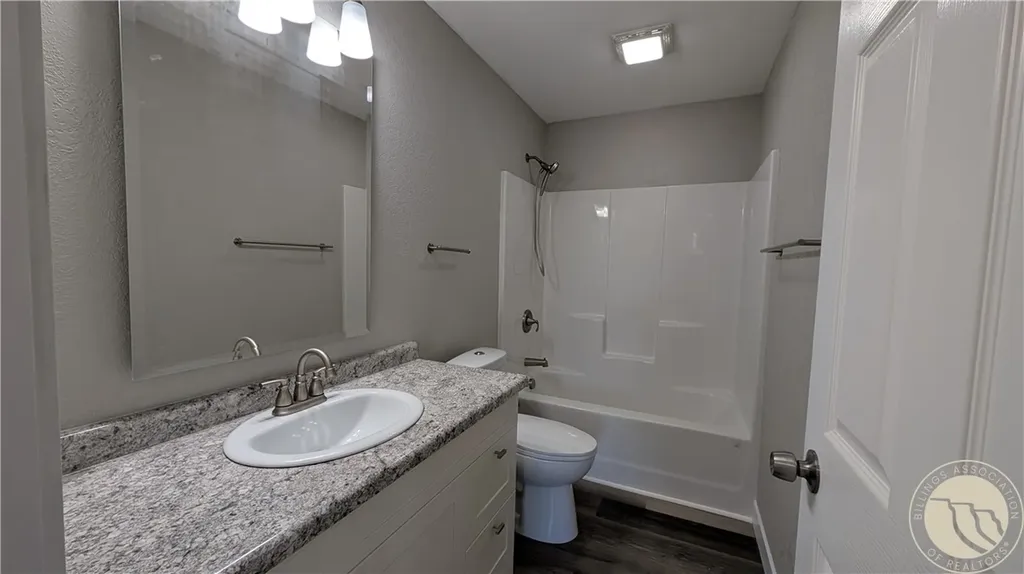 197 Knott Loop Bainville MT 59212