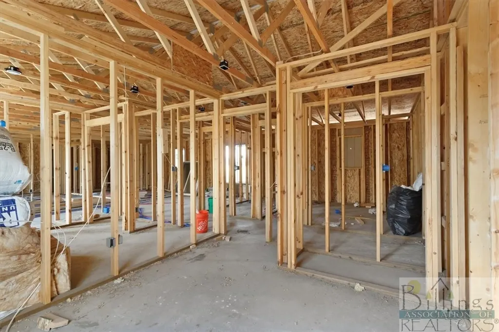 197 Knott Loop Bainville MT 59212