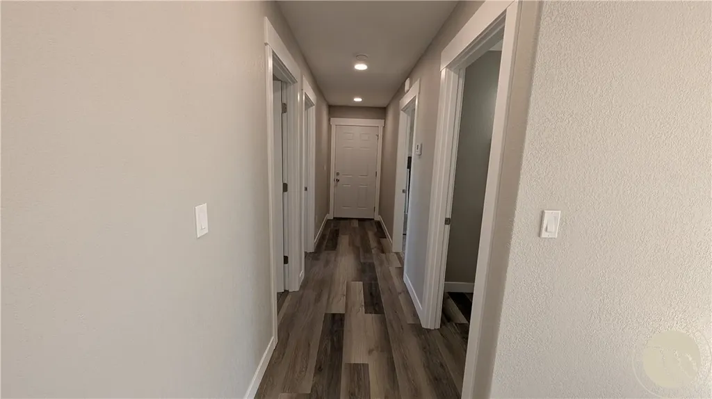 197 Knott Loop Bainville MT 59212