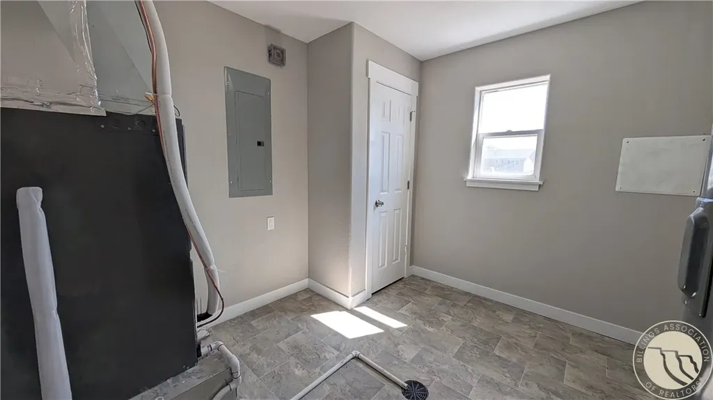 197 Knott Loop Bainville MT 59212