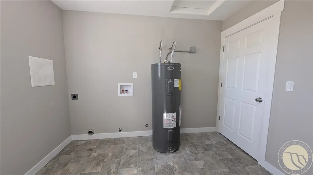 197 Knott Loop Bainville MT 59212