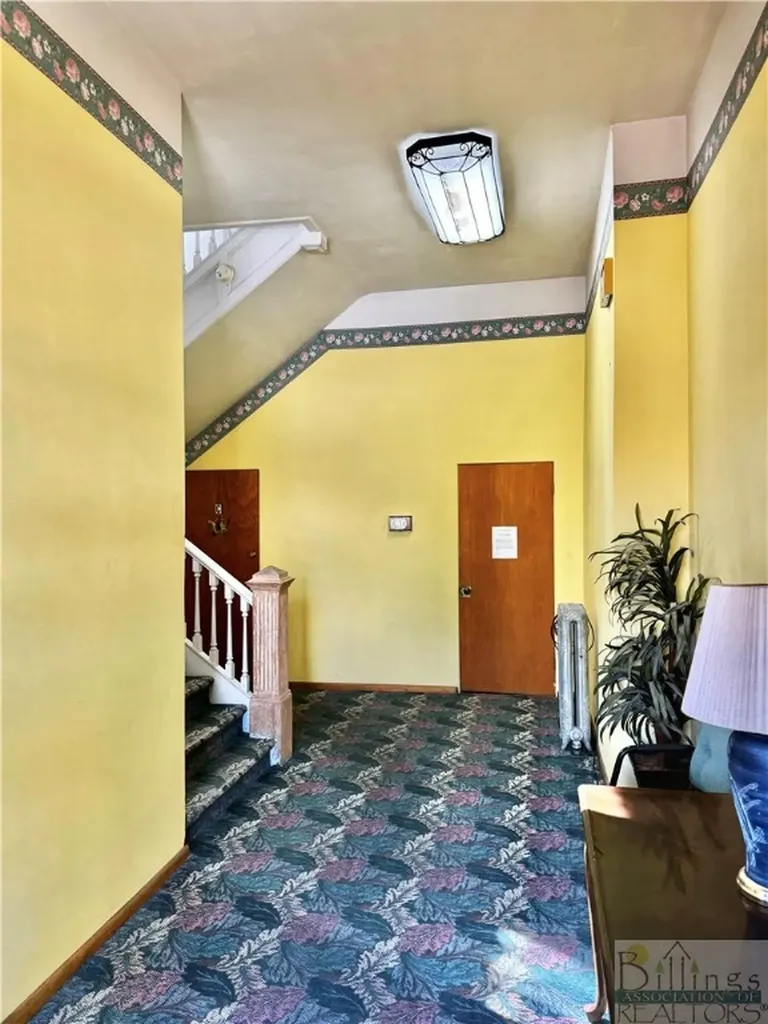 10 S. Woodard Avenue Absarokee MT 59001