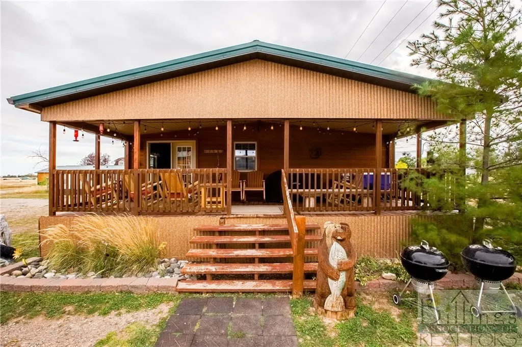 61 1st Street E Fort Smith MT 59035