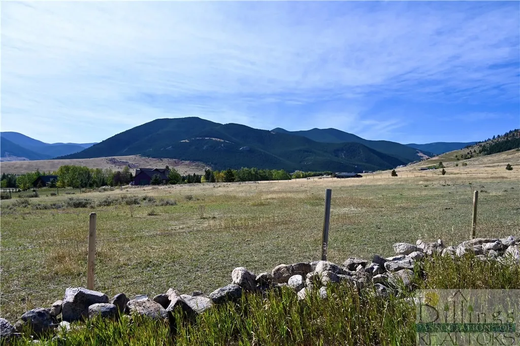 5.3 Acres Palisades Campground Red Lodge MT 59068