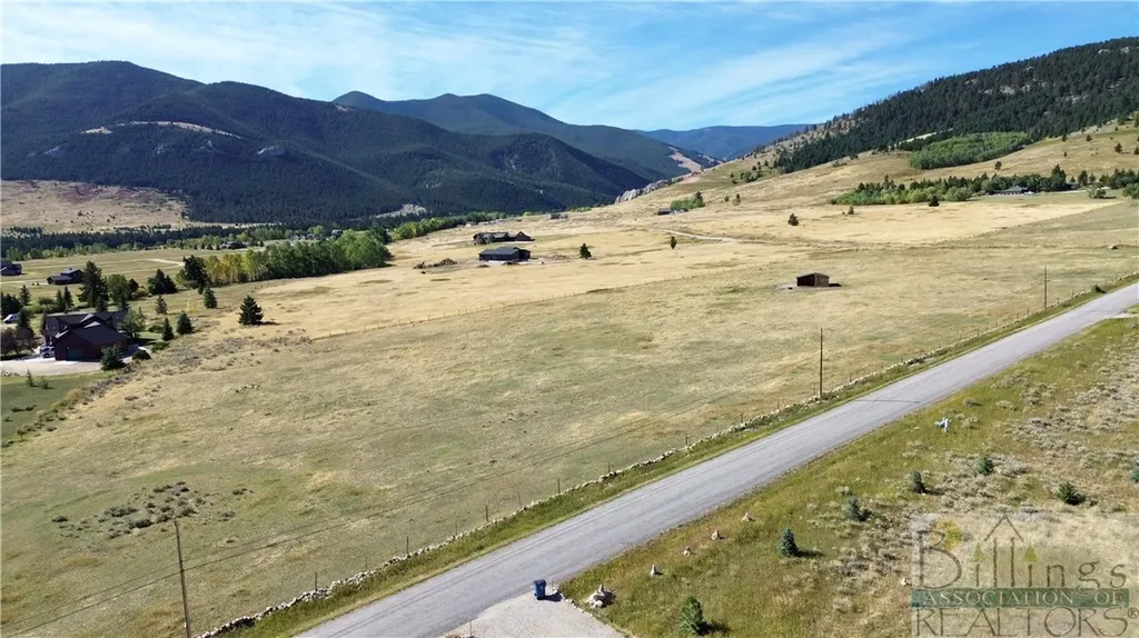 5.3 Acres Palisades Campground Red Lodge MT 59068