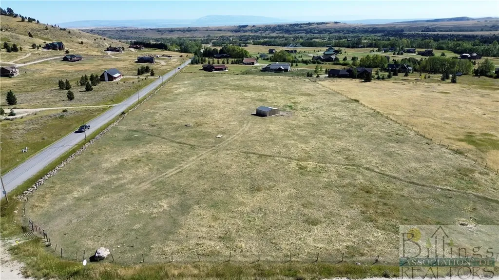 5.3 Acres Palisades Campground Red Lodge MT 59068
