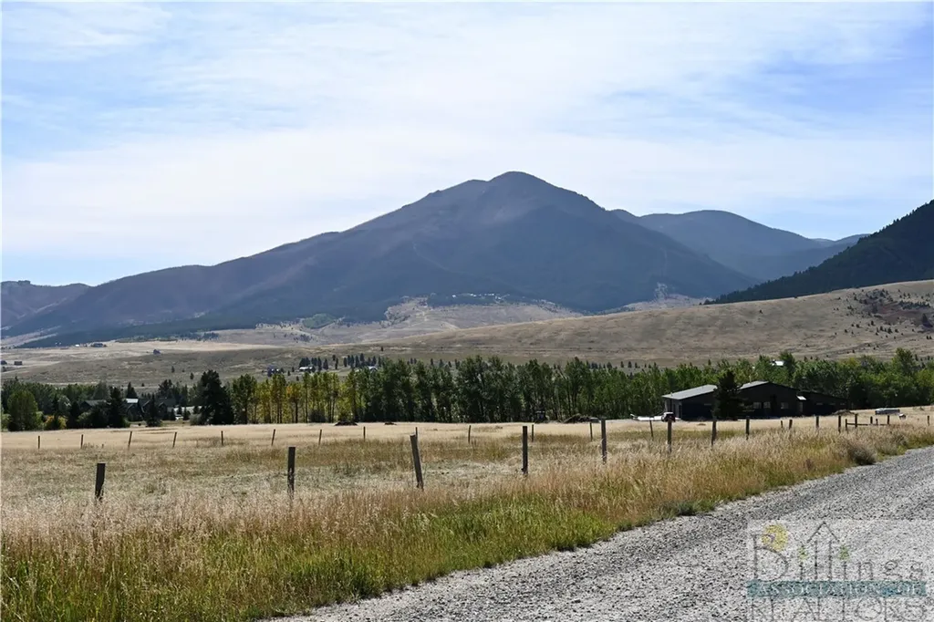5.3 Acres Palisades Campground Red Lodge MT 59068