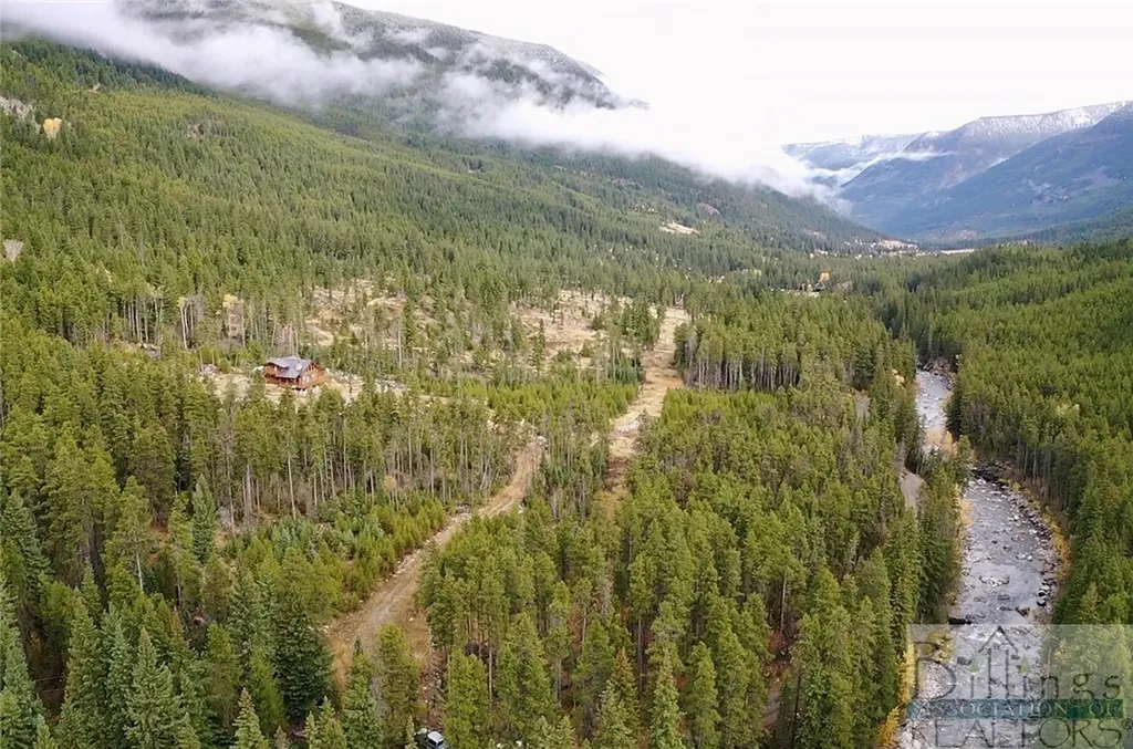 3966 Main Boulder Road Big Timber MT 59052