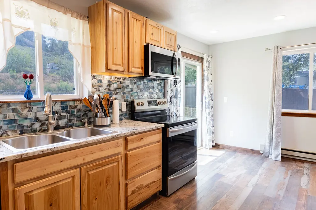 131 Carbonado Road Joliet MT 59041