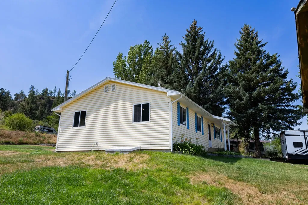 131 Carbonado Road Joliet MT 59041