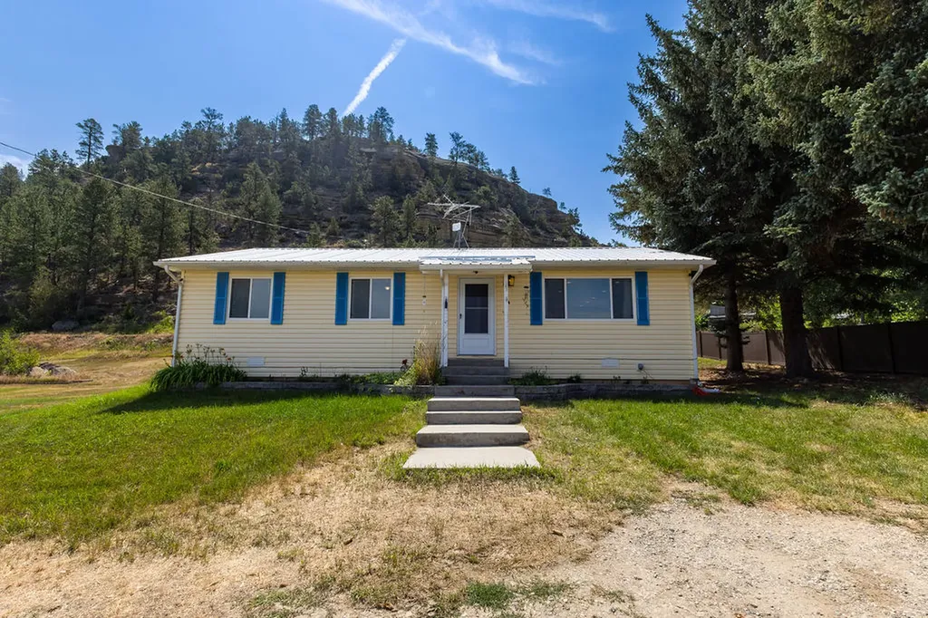 131 Carbonado Road Joliet MT 59041