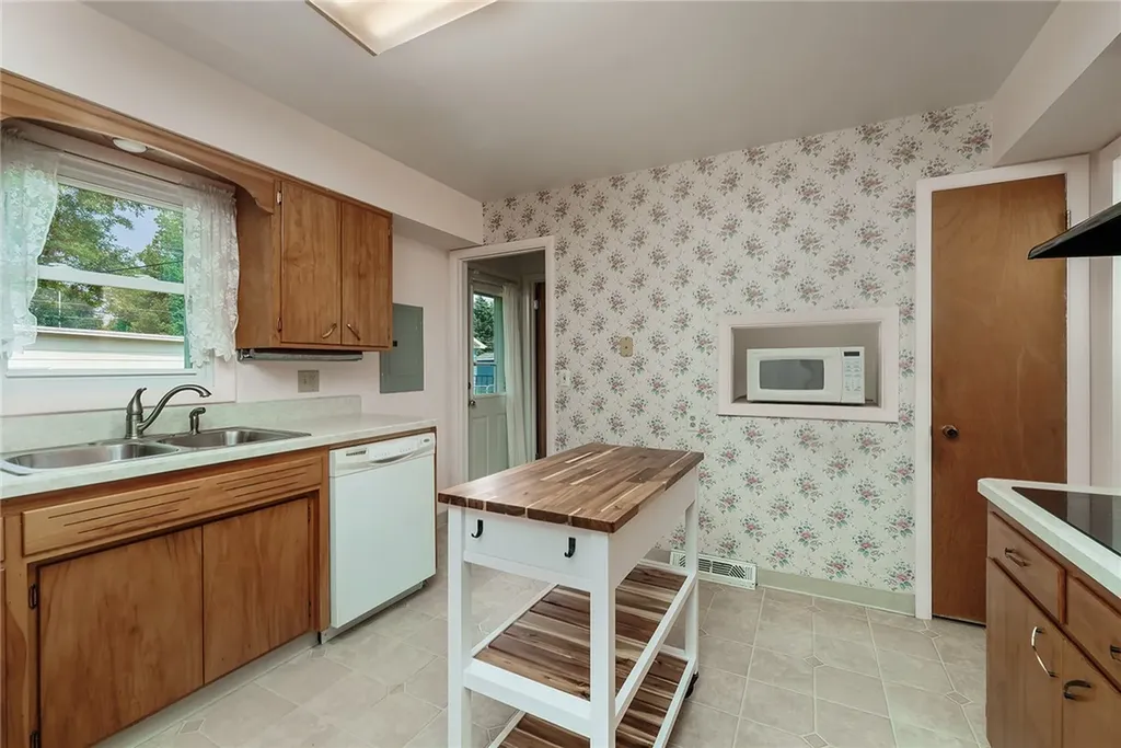 2033 Avenue D Billings MT 59102