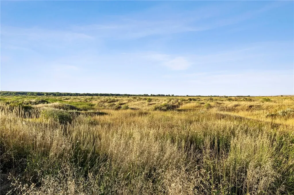 11698 Highway 313 Hardin MT 59034