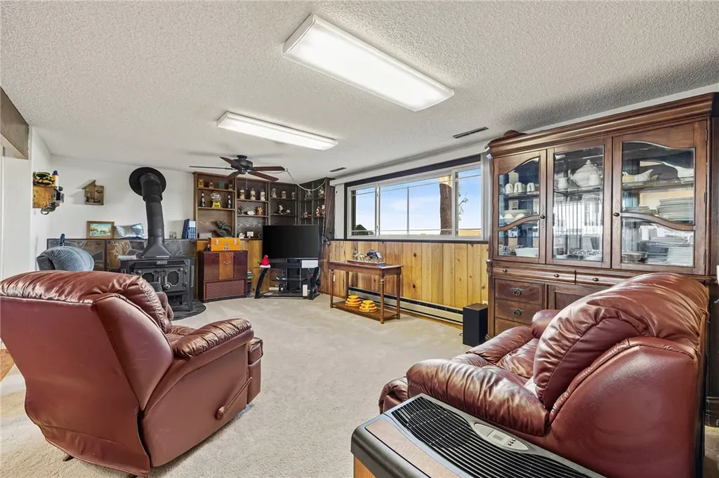 11698 Highway 313 Hardin MT 59034