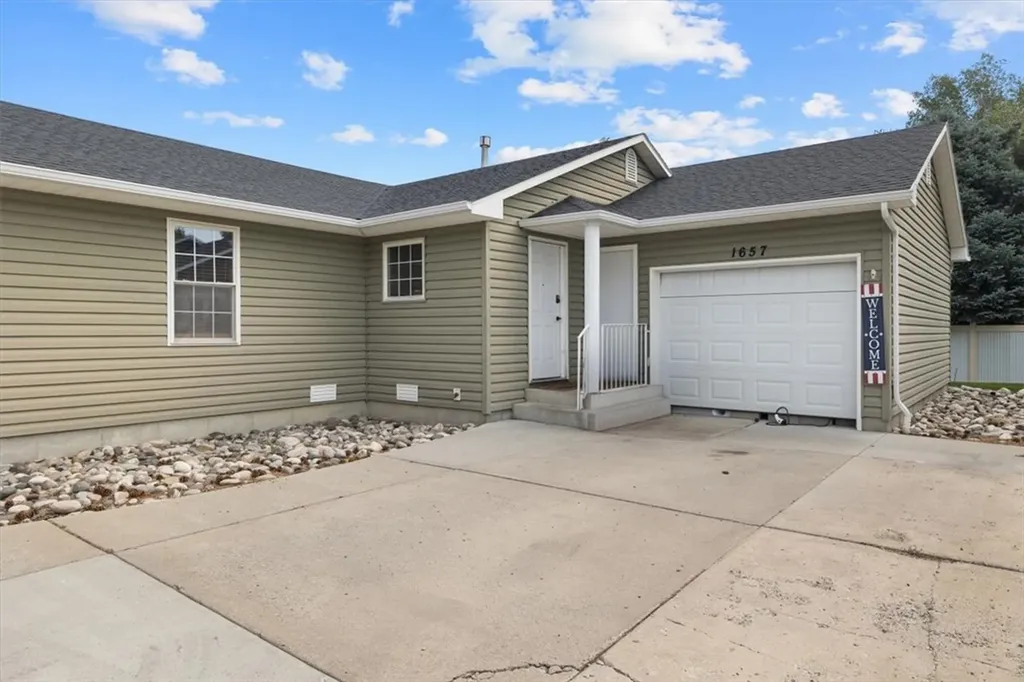1657 Hawthorne Lane Billings MT 59105