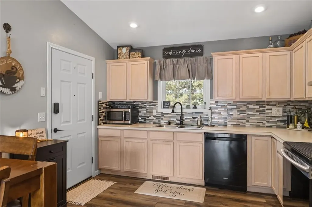 1657 Hawthorne Lane Billings MT 59105