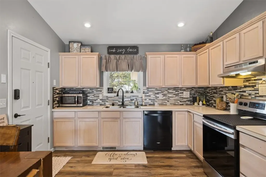 1657 Hawthorne Lane Billings MT 59105