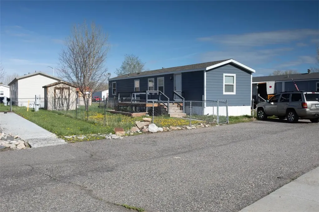 18 Hartland Street Billings MT 59105