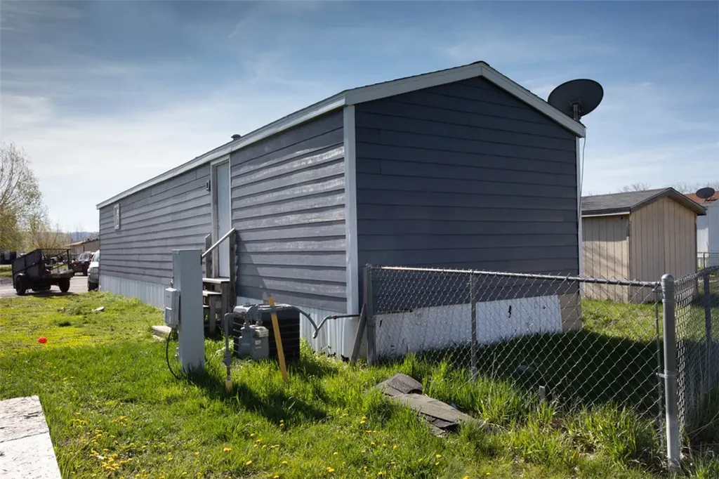 18 Hartland Street Billings MT 59105