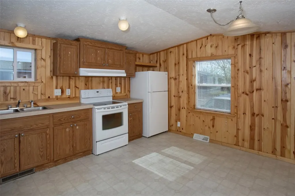 18 Hartland Street Billings MT 59105