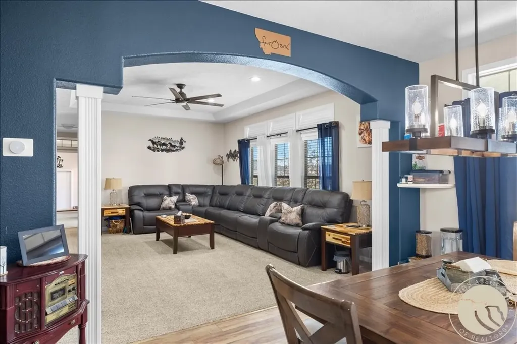 30 Johnson Ridge Road Columbus MT 59019