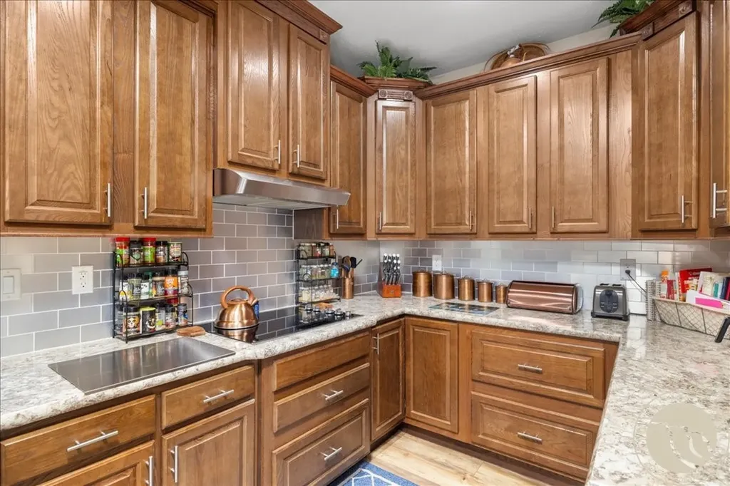 30 Johnson Ridge Road Columbus MT 59019