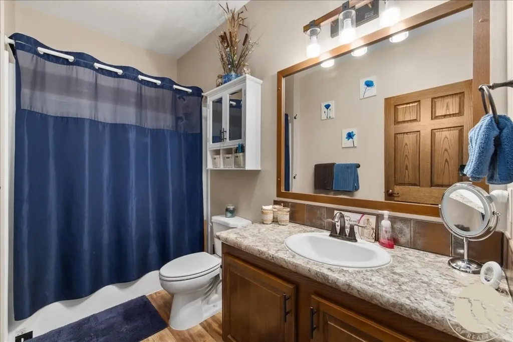 30 Johnson Ridge Road Columbus MT 59019