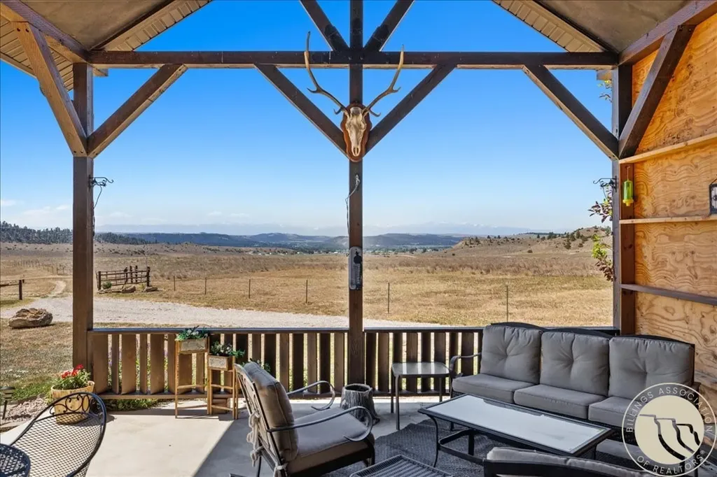 30 Johnson Ridge Road Columbus MT 59019